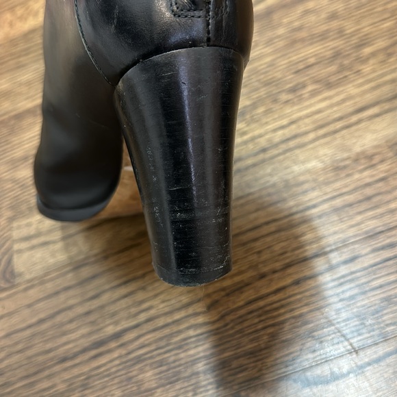 Fendi Black Leather Buckle Ankle Boots - Picture 6 of 9